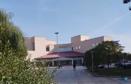 عکس دانشکده ادبیات و علوم انسانی کرج، بلوار خوارزمی 2