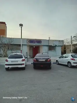 عکس استخر کوثر ملک شهر اصفهان 2