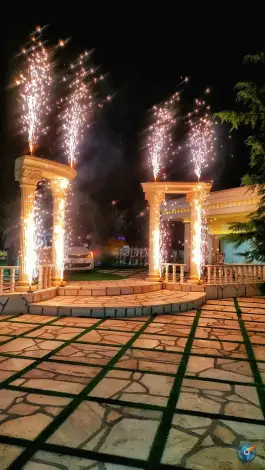 عکس باغ عمارت تشریفاتی مانل در پردیس زنجان 4