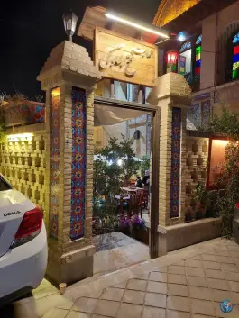 عکس های عمارت فتح الملوکی، رستورانی در محله بهارستان شیراز