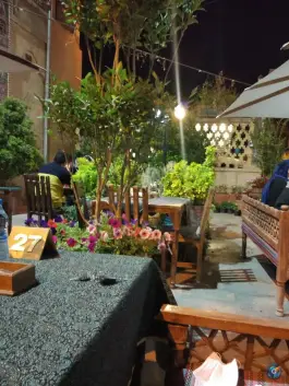 عکس عمارت فتح الملوکی، رستورانی در محله بهارستان شیراز 3