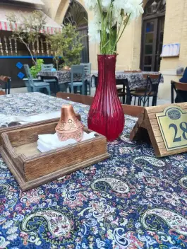 عکس عمارت فتح الملوکی، رستورانی در محله بهارستان شیراز 5