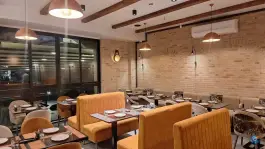عکس خانه استیک دلا شعبه بهشت شیراز 10