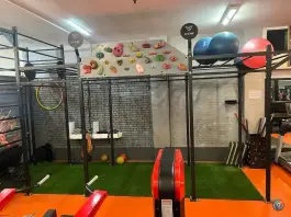 عکس ورزشگاه بدنسازی اتکا، فرح آباد اصفهان 2