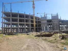 بیمارستان ۷۰۰ تختخوابی قزوین، شهرک بهارستان، قزوین