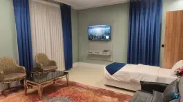 عکس مجتمع اقامتی هویزه، پونک، تهران 9