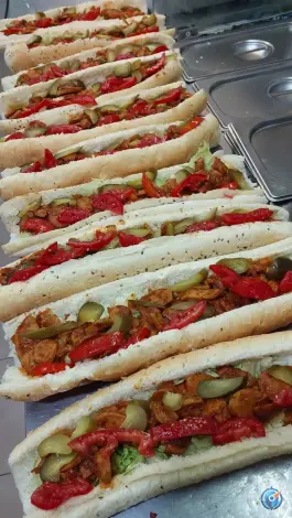 عکس فست فود شب نشین آزادی اصفهان 2