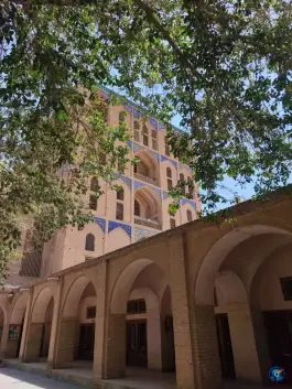 عمارت توحیدخانه، محله نقش جهان، اصفهان