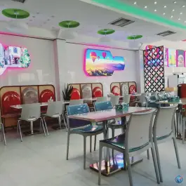 عکس کافه بستنی تسنیم؛ خیام شمالی، قم 5
