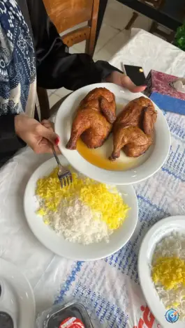 عکس اکبر جوجه برادران کلبادی (تاچارا)؛ رستورانی در محله دینکان شیراز 2