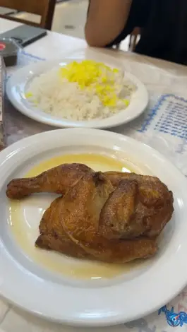 عکس اکبر جوجه برادران کلبادی (تاچارا)؛ رستورانی در محله دینکان شیراز 3