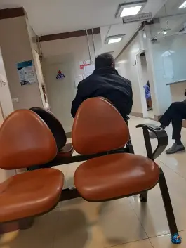 عکس درمانگاه فجر صنعت نفت، آشتیانی، تهران 4