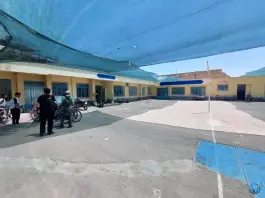 عکس مدرسه دوره اول رهروان سابقون، محله لادان، اصفهان 6