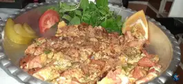 عکس صبحانه ی کارن؛ محله ی جلفا، اصفهان 3