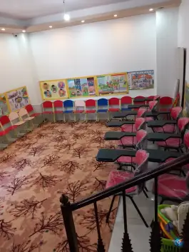 عکس آموزشگاه زبان صدرا شعبه ۳، لاله جنوبی، اصفهان 3