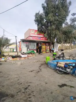 دکه مواد غذایی ابشار، قم