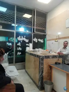 طباخی حاج حسین در محله ابوذر تهران