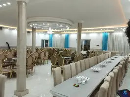 عکس رستوران و باغ عمارت امیری، جاده کنگاور، کرمانشاه 2