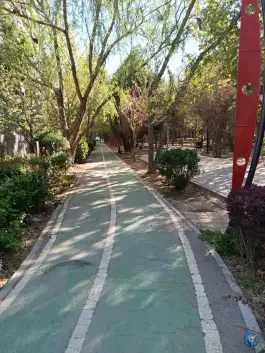 عکس پارک مکعب؛ نگین سبز محله مهرشهر کرج 2