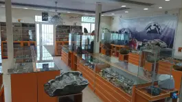 عکس های موزه علوم زمین و آموزشگاه یاقوت کویر، محله نیروگاه قم