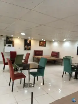 عکس بیرون بر گلوگاه، دوراهی سیاخ، شیراز 4