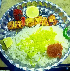 عکس سفره خانه سنتی دورهمی، محله آبزنگی، شیراز 2