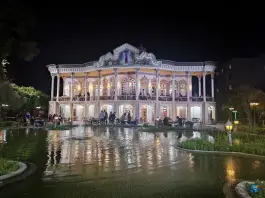 رستوران عمارت شاپوری، محله زند، شیراز