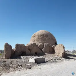 عکس بقعه قدیمی زمان آباد، جاده مولنجان، اصفهان 6