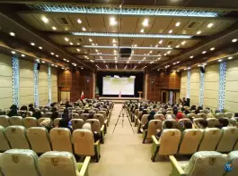 عکس سینما آوینه قم، محله دروازه چوبی 5