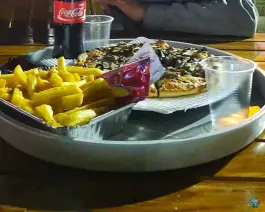 عکس کافه و فست فود و رستوران آمیرزا، صنایع الکترونیک، شیراز 3