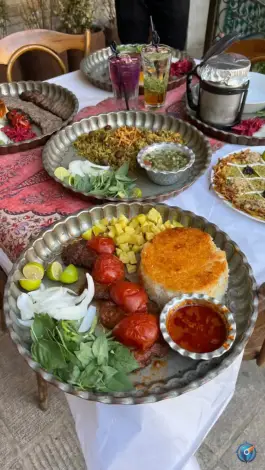 عکس سفره خانه سنتی زرنگار، لطفعلی خان زند، شیراز 3