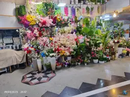 عکس گل مصنوعی عمرانی، بازار بزرگ قم 2