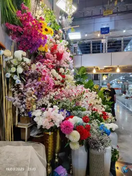عکس گل مصنوعی عمرانی، بازار بزرگ قم 3