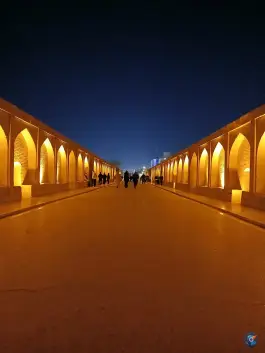سی و سه پل اصفهان