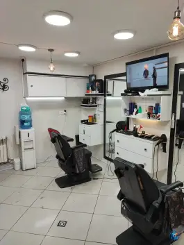 آرایشگاه مردانه آناژن؛ کوی ولیعصر، کرج