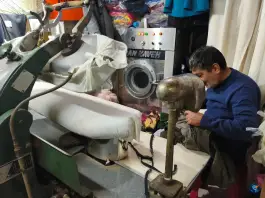 خشکشویی امیر در محله زاد قم