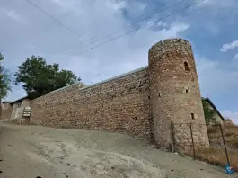 عکس عمارت طومانیاس؛ روستای وینق، خداآفرین 4