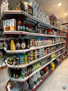 عکس هایپرمارکت کارولین (کاج) در باغ زرشک اصفهان 2