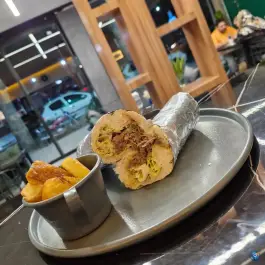 عکس فست فود باگت پلاس، محله کوشش مشهد 5