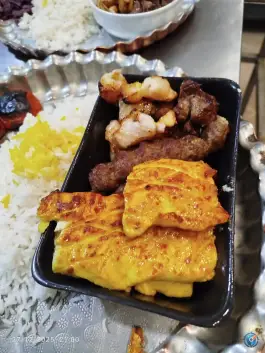 عکس کافه رستوران چرب و چیلی سنقر 8