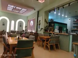 عکس کافه رستوران چرب و چیلی سنقر 9