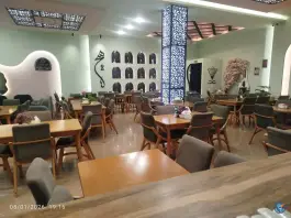 عکس کافه رستوران چرب و چیلی سنقر 10