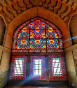 عکس مسجد نصیرالملک شیراز محله شاهچراغ 7
