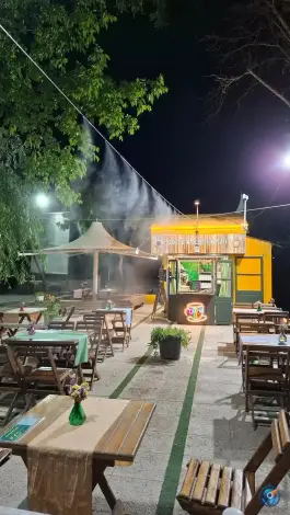 کافه صبحانه کلبه ناژ، دستگرد خیار، اصفهان