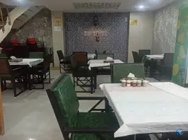 عکس رستوران گل سرخ، محله چقا، شیراز 2