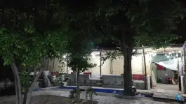 عکس سفره خانه هزاردستان، محله نصر، شیراز 7