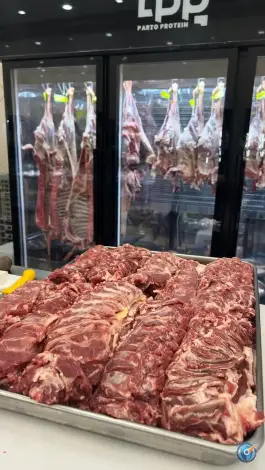 عکس هایپر گوشت پرتو، میدان پلیس، قم 4