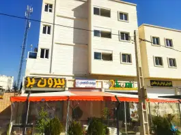 رستوران و بیرون بر توکمی صدرا شیراز