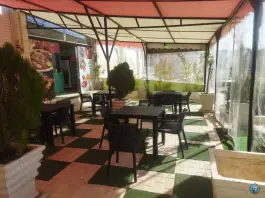 عکس رستوران و بیرون بر توکمی صدرا شیراز 3