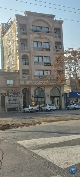 داروخانه شبانه روزی دکتر اربابی، سیلک ۱۵، کاشان